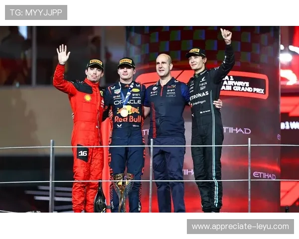 F1赛季冲刺阶段精彩纷呈 各车队争夺激烈冠军宝座胜负未定